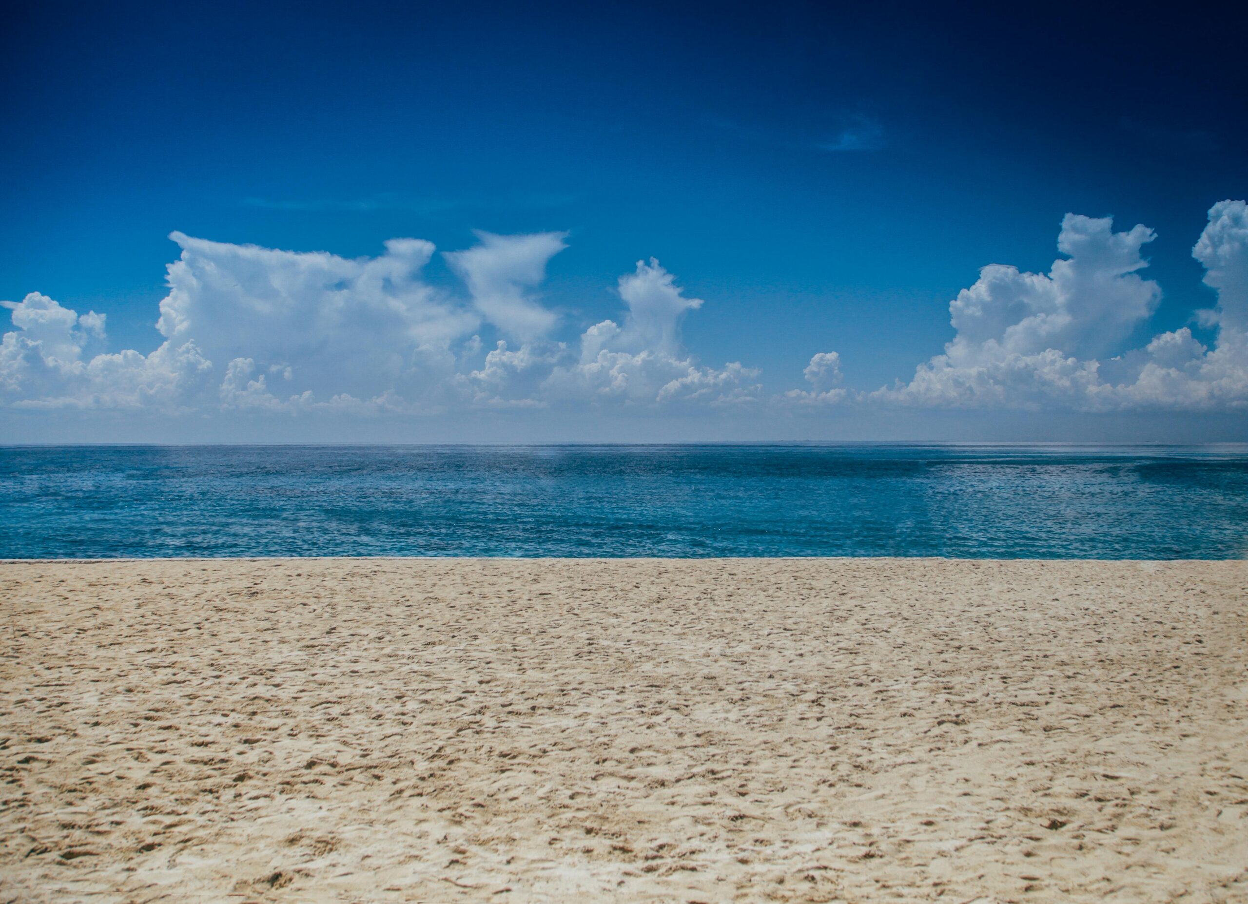 Managing Food on Holidays as a Bodybuilder: Enjoy Your Time Away Without Compromising Your Goals